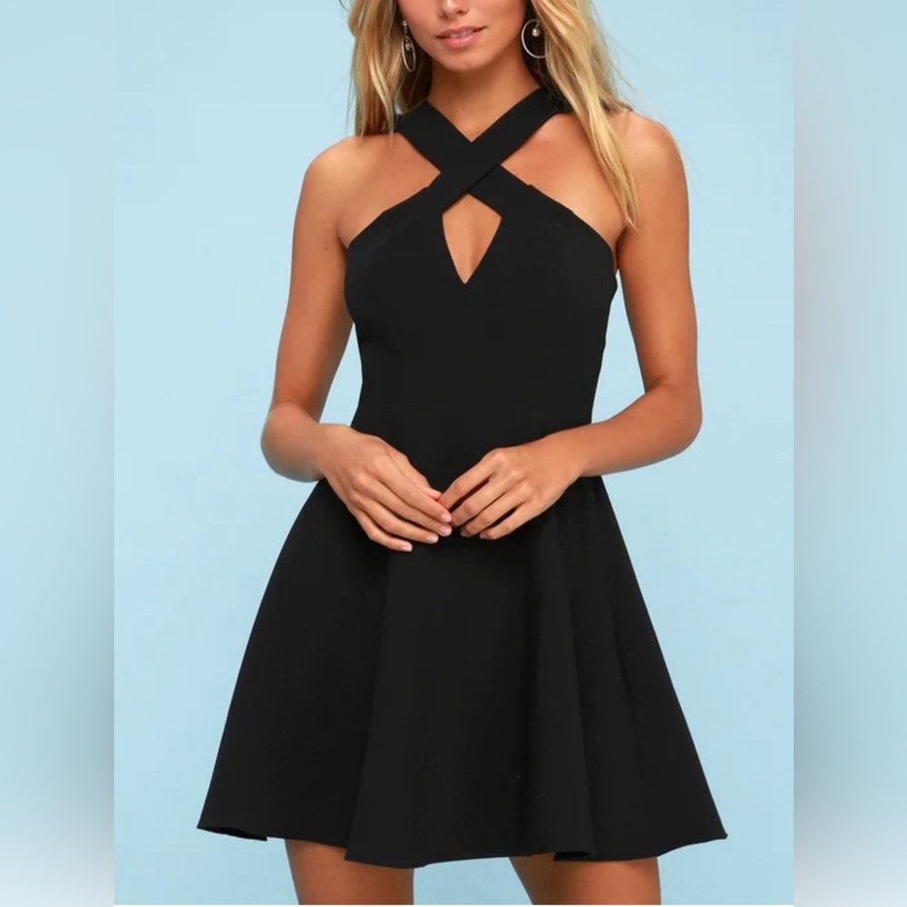 Lulu’s: Norma Black Skater Dress Size L.